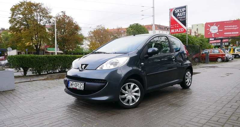 Peugeot 107 cena 6900 przebieg: 198220, rok produkcji 2007 z Kozienice małe 106